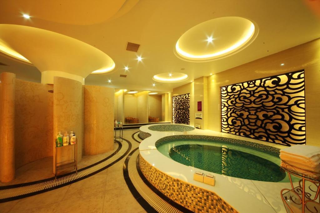 Xiongzhao Grand Hotel Weishan دالي المظهر الخارجي الصورة